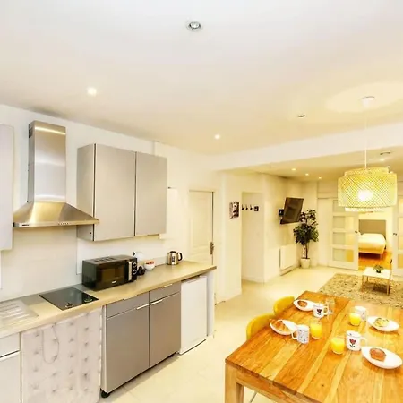 Apartment Moderne Et Elegant A 5 - 4p *